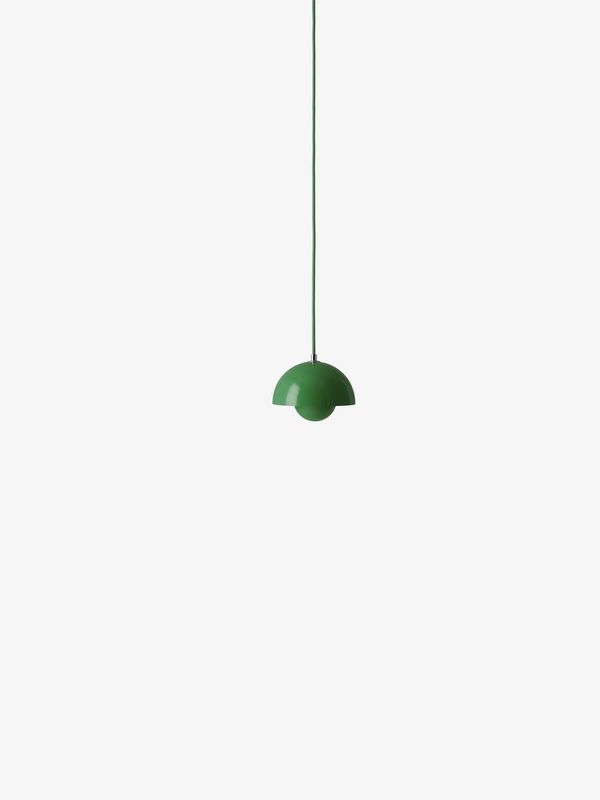&tradition Flowerpot VP10, signal green