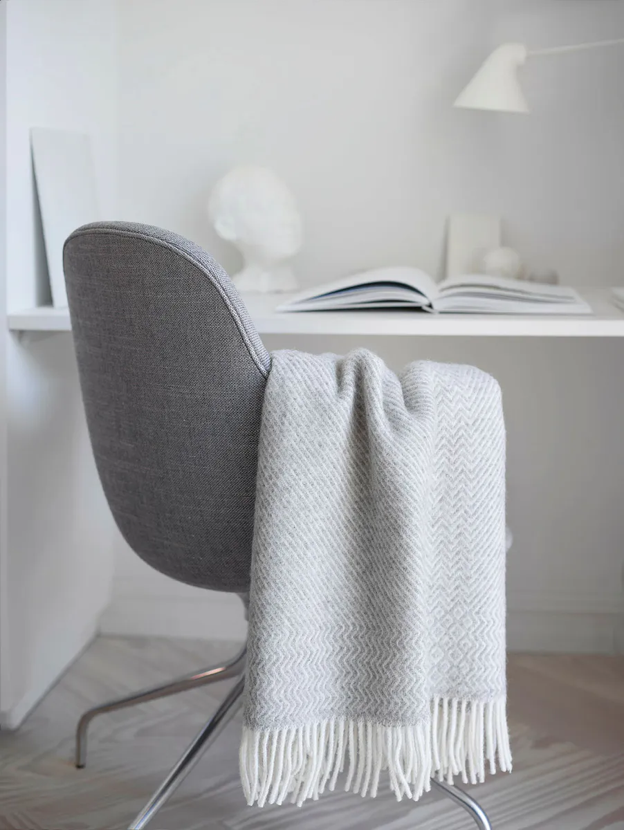 Røros Tweed Kattefot Pledd, Light Grey